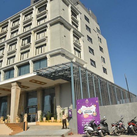 Hotel Accord Premier Raigarh Extérieur photo