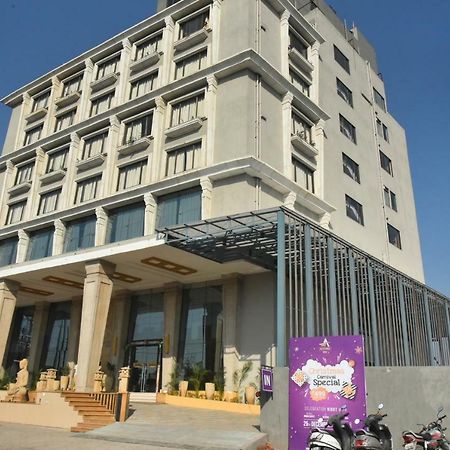 Hotel Accord Premier Raigarh Extérieur photo