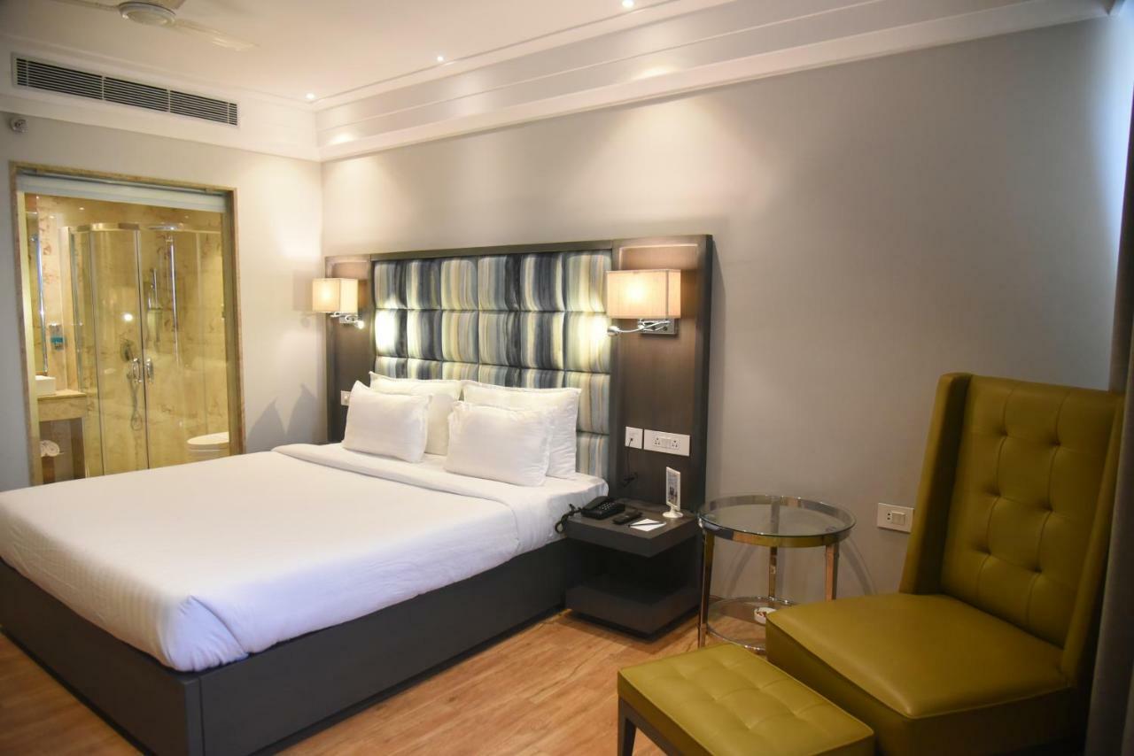 Hotel Accord Premier Raigarh Extérieur photo