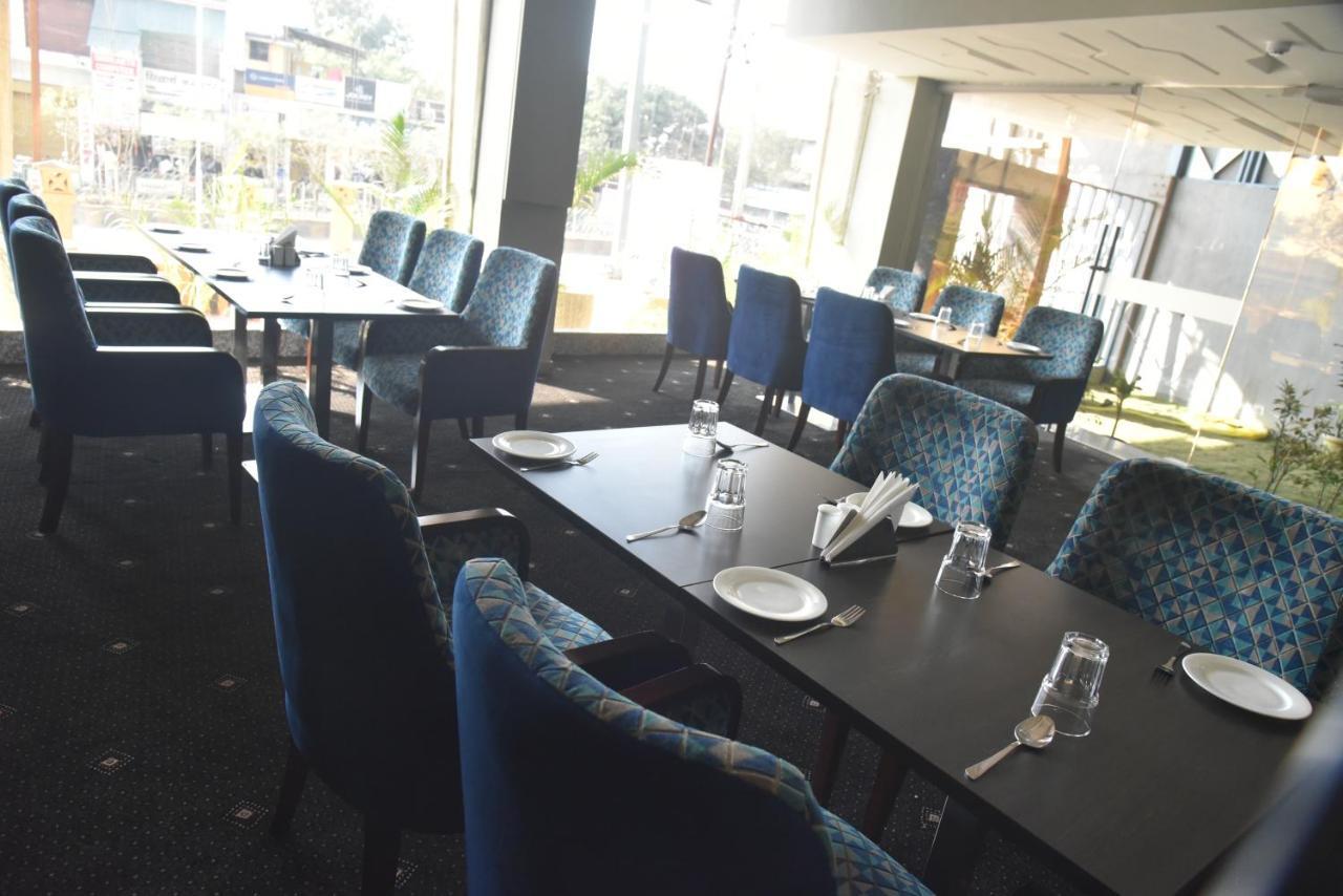 Hotel Accord Premier Raigarh Extérieur photo