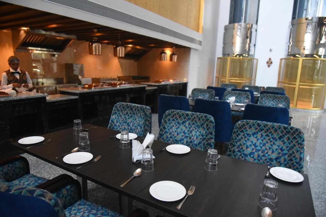 Hotel Accord Premier Raigarh Extérieur photo
